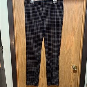 H & M women’s slim fit dress pants!